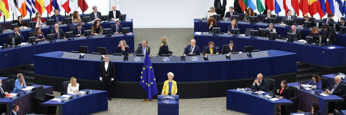 Komission puheenjohtajan Ursula von der Leyenin puhe unionin tilasta – EU:n yhtenäisyyttä ja solidaarisuutta haasteiden edessä